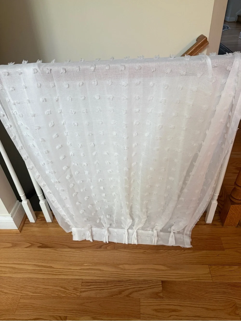 5 pieces Sheer Dot Textured Window Curtain Panel white color excellent condition
